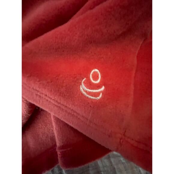 Cuddl Duds Christmas Pajama Top - Women’s XL - Red Reindeer Trim Sleepwear- EUC - Picture 5 of 5